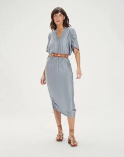 Ciara Detail Midi Dress - Blue Jeans -Women Clothing Sales CiaraDetailMidiDress front 9568b59a 7bd5 4e4b bdd4 313e4644aaa0