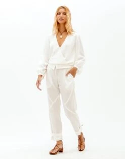 Mia Pants - White -Women Clothing Sales mia pants4 799b7ace 1f31 41cd bb59 5dc32978ea16